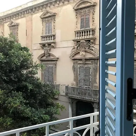 Diffuso Palazzo Mauro Homestay Trapani